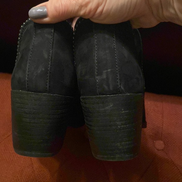 Crown Vintage Woody Black Leather Ankle Bootie - Picture 5 of 10